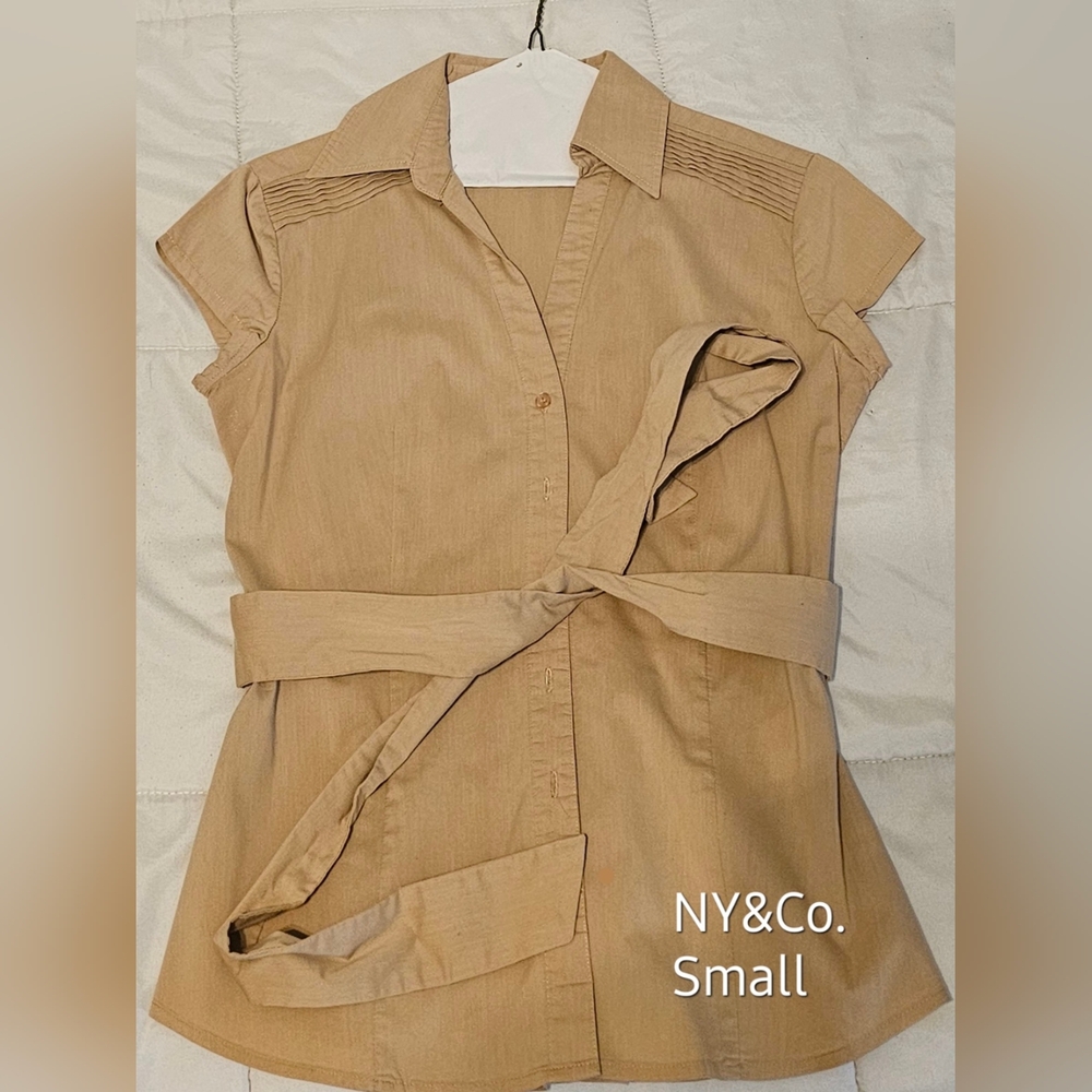 NY&Co Beige Short Sleeve button down Small